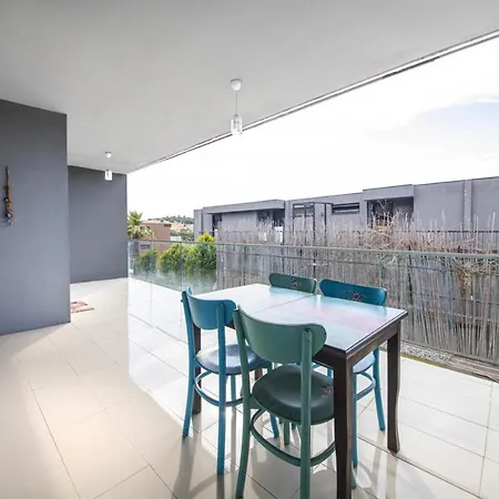 Vilă Comfy With Shared Pool And Gym In *